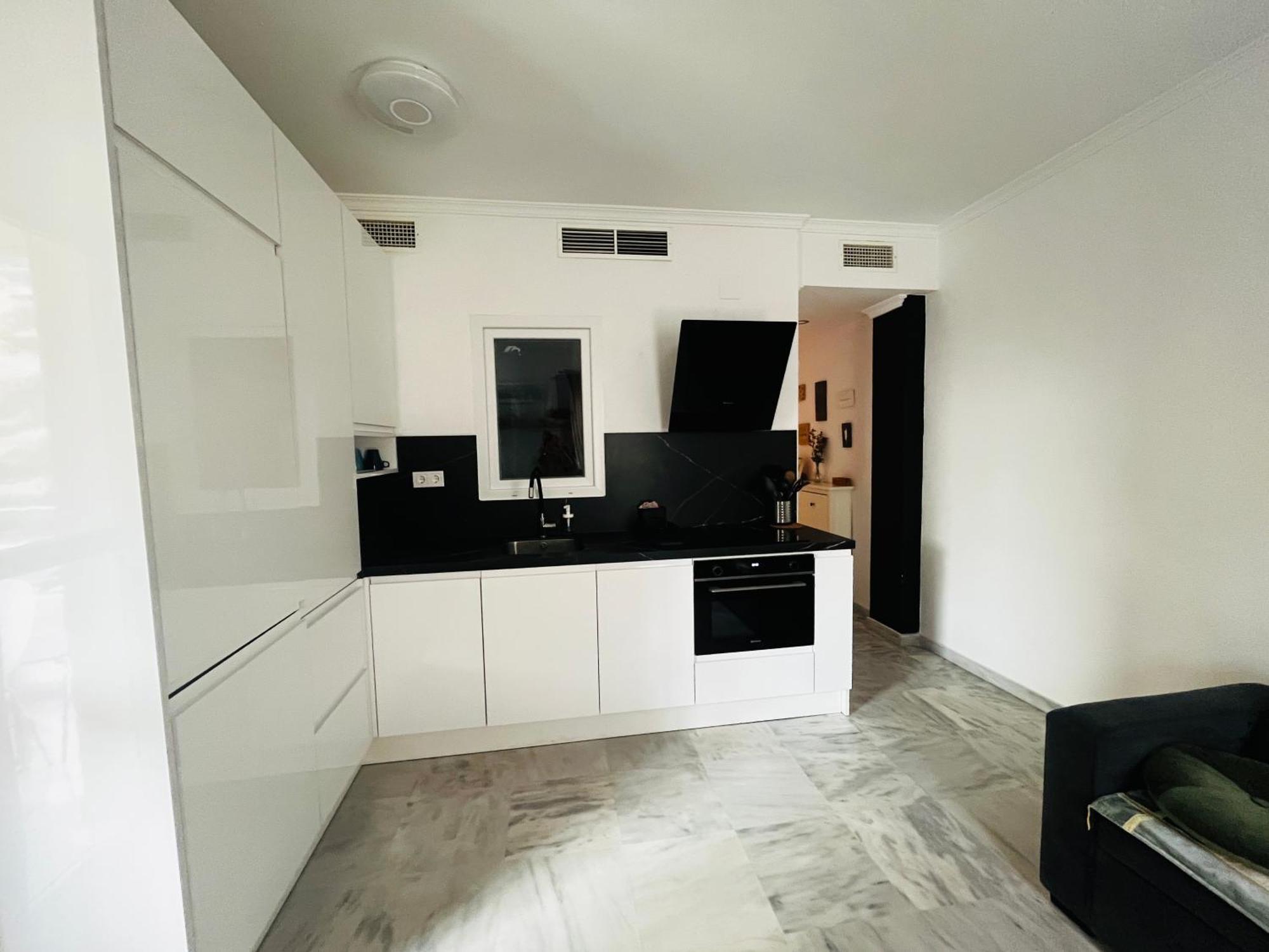 Piso En Zona Tranquila De - Torrequebrada Golf Apartman Benalmádena Kültér fotó