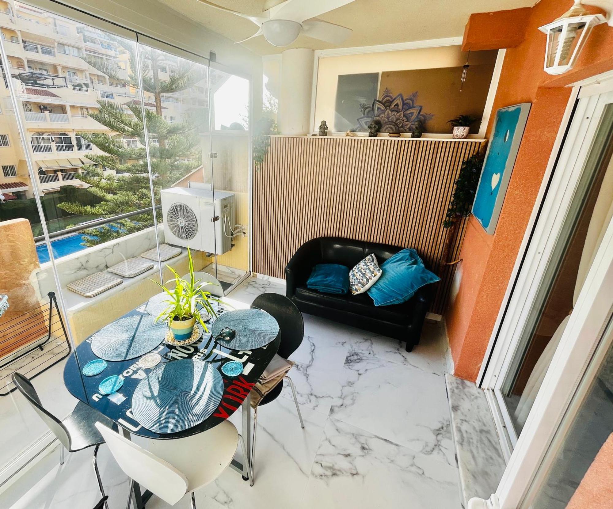 Piso En Zona Tranquila De - Torrequebrada Golf Apartman Benalmádena Kültér fotó