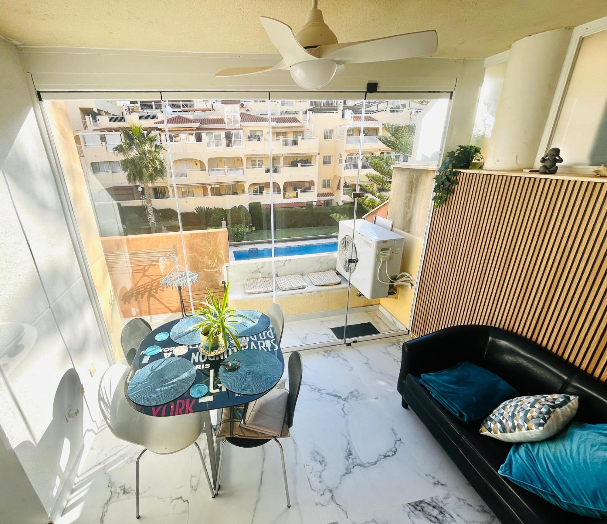 Piso En Zona Tranquila De - Torrequebrada Golf Apartman Benalmádena Kültér fotó
